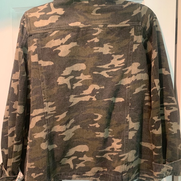 Camo jacket - Picture 3 of 3